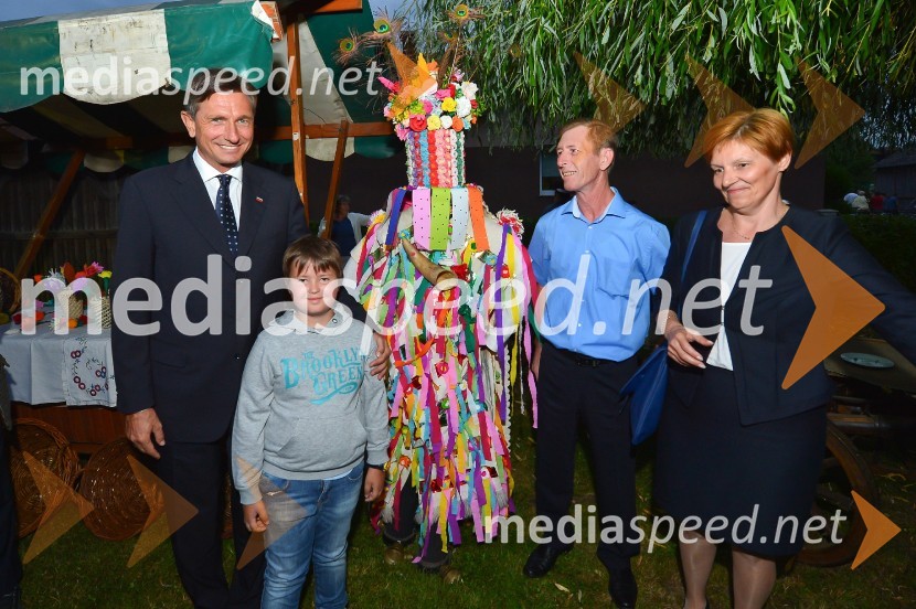  Borut Pahor, predsednik Republike Slovenije;  ... ;  ... ;  ... Proslava ob obletnici združitve prekmurskih Slovencev z matičnim narodom