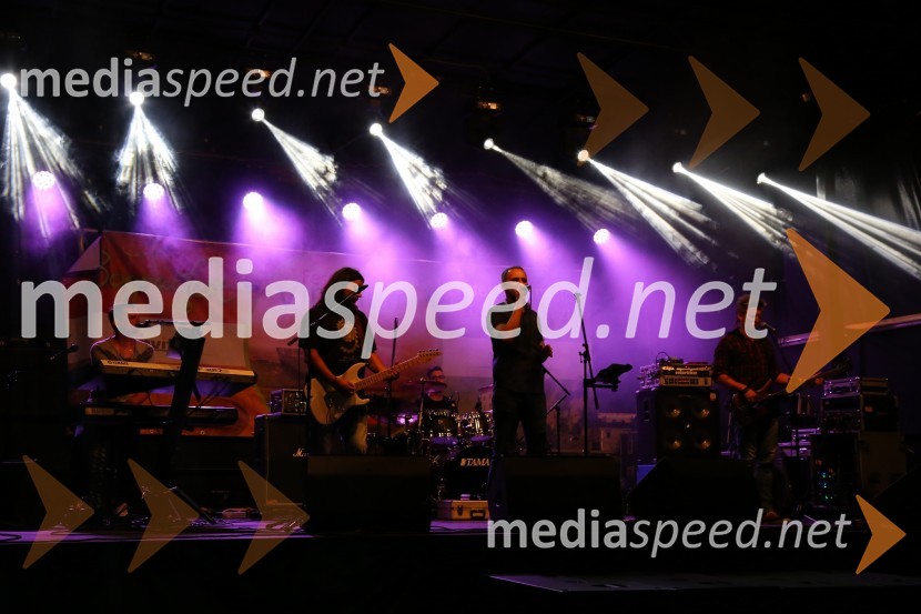 Skupina Blue planetBogračfest 2016