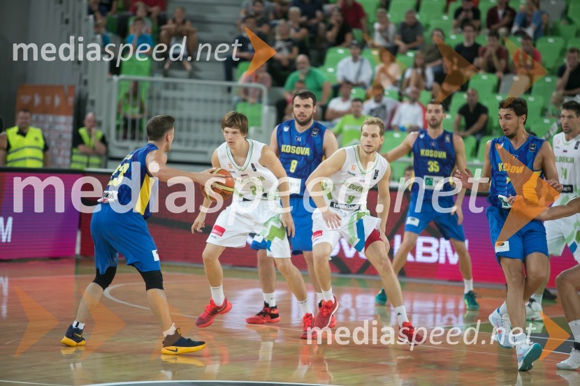  ... ;  Jaka Klobučar, košarkar;  ... ;  Jaka Blažič, košarkar;  ... Slovenski košarkarji za uvod kvalifikacij premagali Kosovo