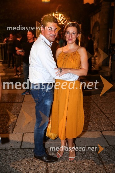  Denis Sarkič, SD komunikator;  Špela Vovk, svetovalka predsednika RS za komuniciranje in odnose z javnostmiFestival Ljubljana: Laibach in Simfonični orkester RTV Slovenija