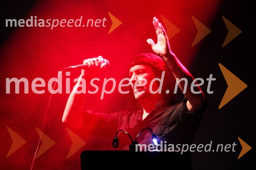  Milan Fras, vokal, skupina LaibachFestival Ljubljana: Laibach in Simfonični orkester RTV Slovenija