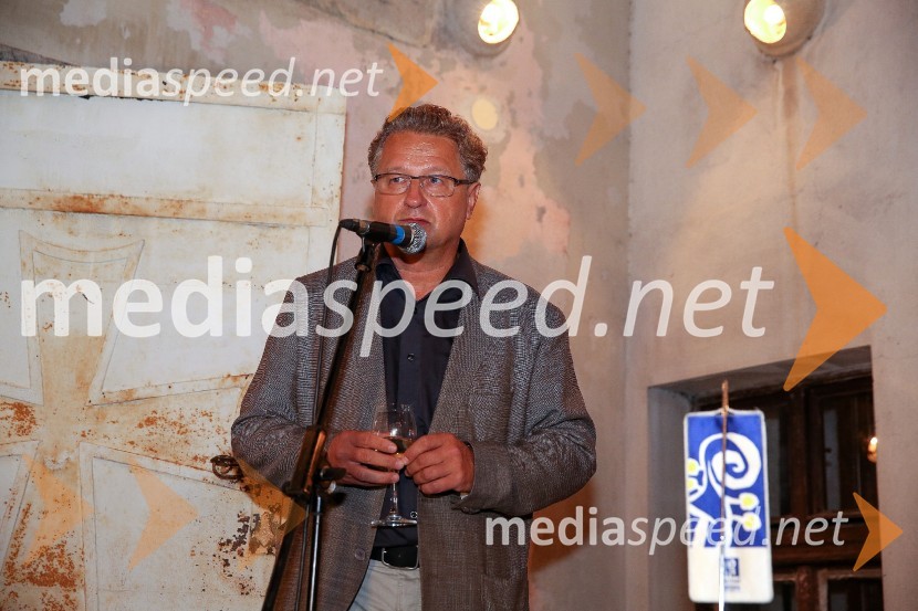  Ivan Jani Novak, skupina LaibachFestival Ljubljana: Laibach in Simfonični orkester RTV Slovenija