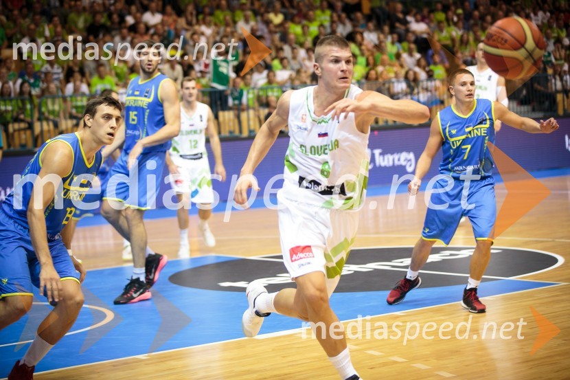  Edo Murić, košarkarSlovenski košarkarji premagali tudi ekipo iz Ukrajine