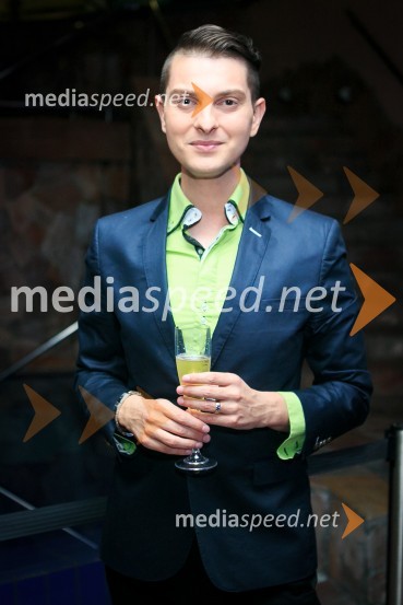  Damjan Murko, pevecMiss Slovenije 2016 je Maja Taradi