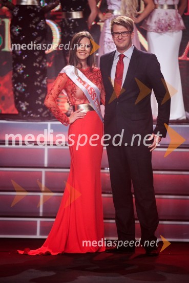  Maja Taradi, Miss Slovenije 2016, Model Atlantis, Miss Slovenskih Novic;  Robert Schmitzer, namestnik odgovornega urednika Slovenskih novic  in urednik uredništva slovenskenovice.siMiss Slovenije 2016 je Maja Taradi