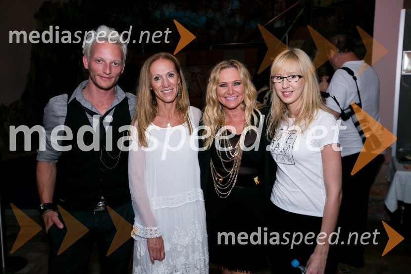  ... ;  ... ;  Nuša Derenda, pevka;  ... Miss Slovenije 2016 je Maja Taradi