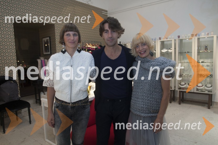  Bojana Kovačič Zemljič, oblikovalka nakita E2RD;  Edward Clug, umetniški direktor, Balet SNG Maribor;  Mateja P. Kristanič, direktorica marketinga E2RDUvertura v Clug Week ter predstavitev kolekcije Edward by E2RD