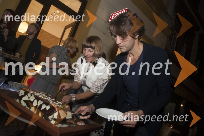  Bojana Kovačič Zemljič, oblikovalka nakita E2RD;  Edward Clug, umetniški direktor, Balet SNG MariborUvertura v Clug Week ter predstavitev kolekcije Edward by E2RD