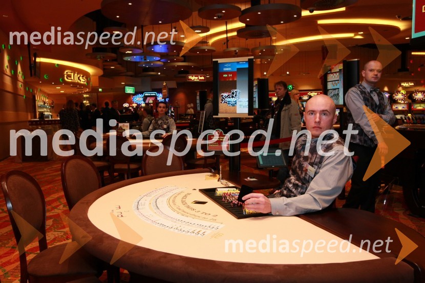 KrupjeOtvoritev igralniško zabaviščnega centra Mond v Šentilju