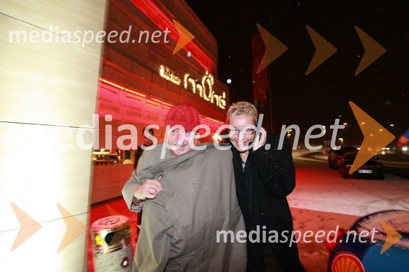 Aleksander Lucu - Luc, novinar in Alenka Žavbi, fotografinja in novinarkaOtvoritev igralniško zabaviščnega centra Mond v Šentilju