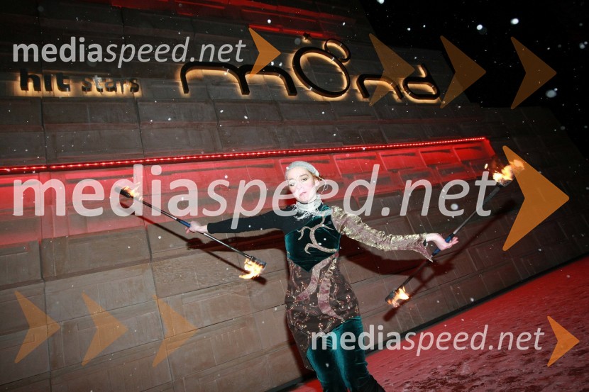 Ognjeni spektakelOtvoritev igralniško zabaviščnega centra Mond v Šentilju