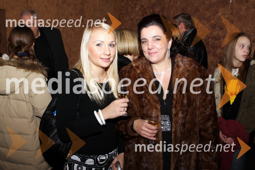 Kaja Bohorč, programski oddelek Slovenske kinoteke in Romana Mernik, direktorica Fininvest d.o.oOtvoritev gostovanja Slovenske kinoteke v Mariboru