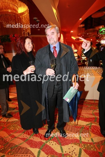 Janko Razgošek, lastnik podjetja Razgoršek d.o.o. s soprogo MajdoOtvoritev igralniško zabaviščnega centra Mond v Šentilju