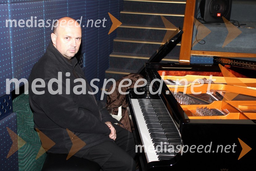 Mitja Reichenberg, pianist in skladateljOtvoritev gostovanja Slovenske kinoteke v Mariboru