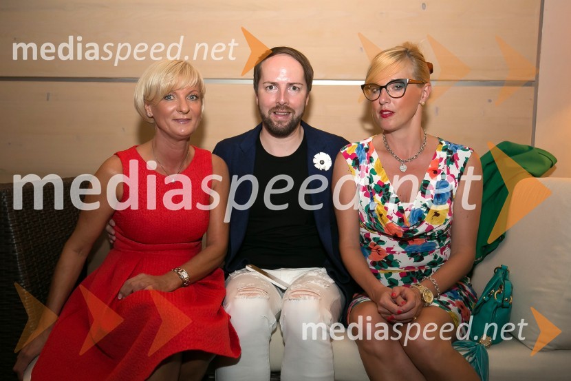  Sonja Poljanšek Škrabec, lastnica Welness centra Sunny;  Dejan David Kemperl, glavni in odgovorni urednik revij David in Golf klub;  ... Sunny studio, tradicionalni sprejem ob začetku nove sezone