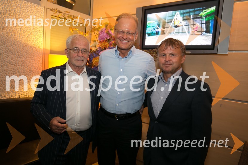 dr. Peter  Čeferin, pravnik, pisatelj;  Janez  Škrabec, direktor Riko d.o.o., predsednik Slovensko-ruskega poslovnega sveta, častni konzul Belorusije;  Marko Pogorevc, Telekom SlovenijeSunny studio, tradicionalni sprejem ob začetku nove sezone