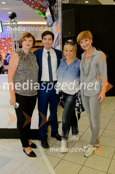  Simona Mandl, Center managerka Europarka;  Tilen Artač, imitator, glasbenik;  Ana Žvorc, koreografinja, stilistka;  Petra Romih, vodja marketinga EuroparkaVelika jesenska modna revija v Europarku