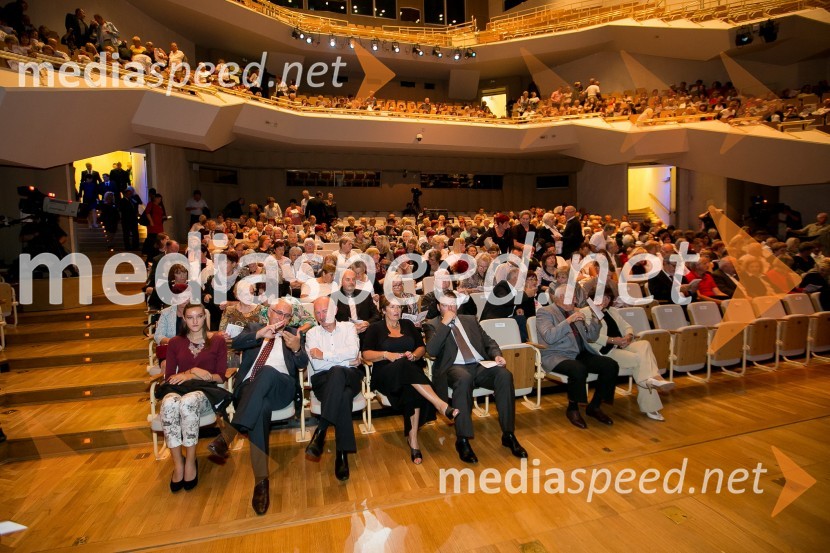 9. Dobrodelni koncert Rdečega križa SlovenijeDobrodelni koncert Rdečega križa Slovenije