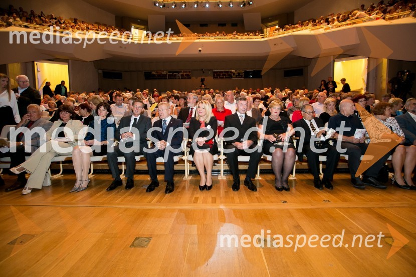 9. Dobrodelni koncert Rdečega križa SlovenijeDobrodelni koncert Rdečega križa Slovenije