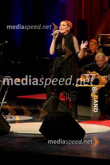  Manca  Špik, pevkaDobrodelni koncert Rdečega križa Slovenije