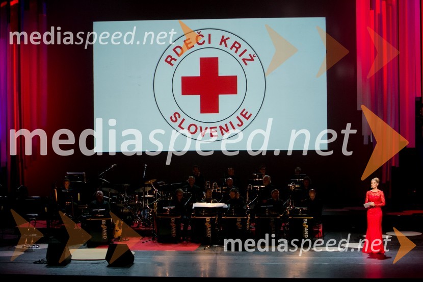  Bernarda Žarn, voditeljicaDobrodelni koncert Rdečega križa Slovenije