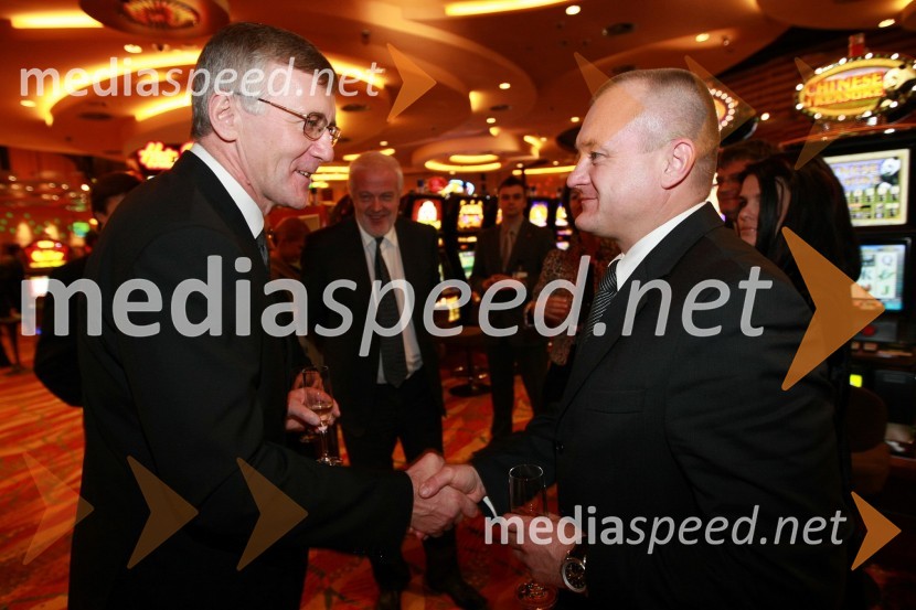 Mag. Niko Trošt, predsednik uprave Hit d.d. in Franc Kangler, župan MariboraOtvoritev igralniško zabaviščnega centra Mond v Šentilju