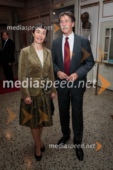dr. Jasna Čuk, pediatrinja;  Jožko  Čuk, nekdanji direktor SNG Nova GoricaZaljubljenca, premiera predstave