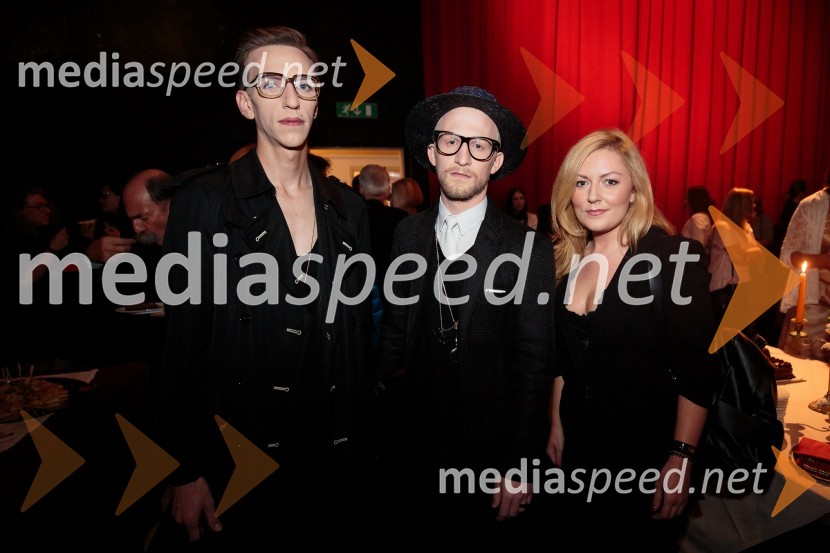  Matjaž Plošinjak, modni oblikovalec;  Eric Maj Potočnik, modni oblikovalec;  Maja Lempl Nukić, SNGZaljubljenca, premiera predstave