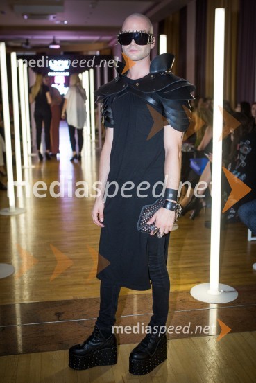  Miha Kavčič, bivši tekmovalec, Kmetija: Nov začetekLjubljana Fashion Week  (LJFW), 1. dan