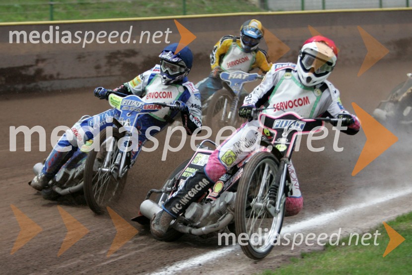 Matej Žagar, AMTK Ljubljana in Jernej Kolenko, AMTK Ljubljana (v ospredju), Aleš Kraljič, AMTK Ljubljana (v ozadju)SPEEDWAY, 7. dirka za DP
