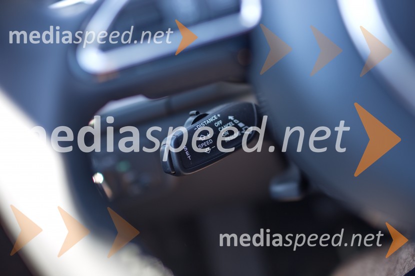 Audi A6 Avant 2.0 TDI Ultra Business Quattro S-tronic, aktivni tempomatAudi A6 Avant 2.0 TDI Ultra Business Quattro S-tronic, mediaspeed test