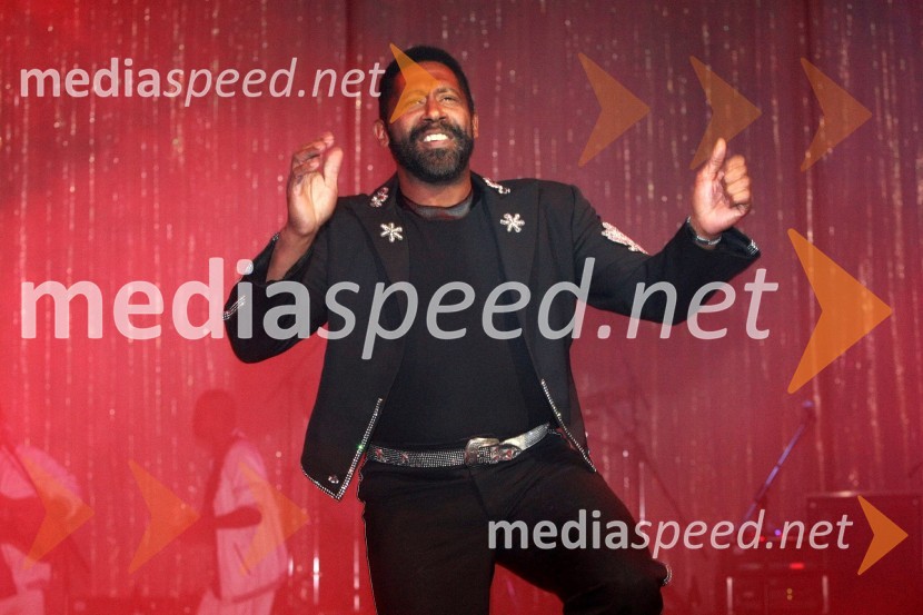 The CommodoresOtvoritev igralniško zabaviščnega centra Mond v Šentilju