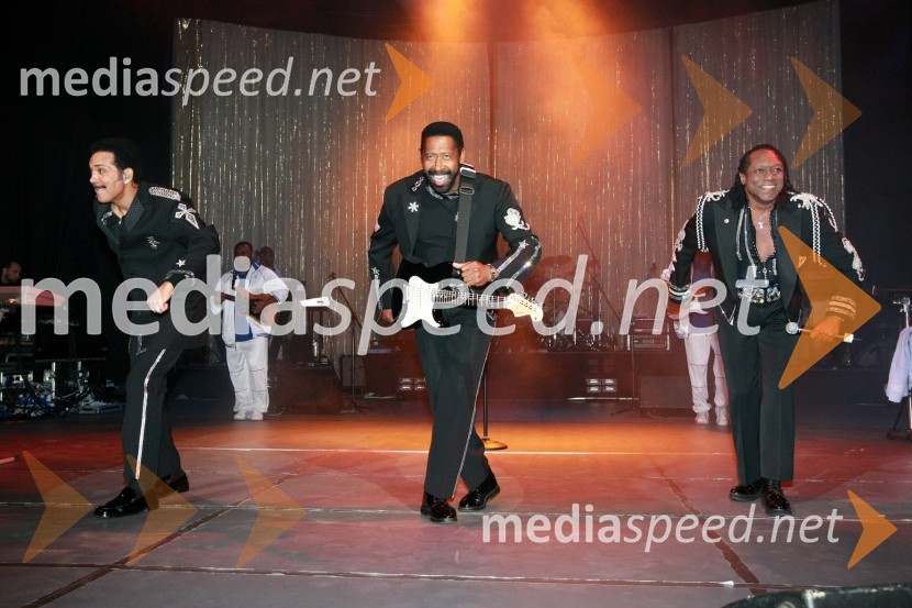 The CommodoresOtvoritev igralniško zabaviščnega centra Mond v Šentilju