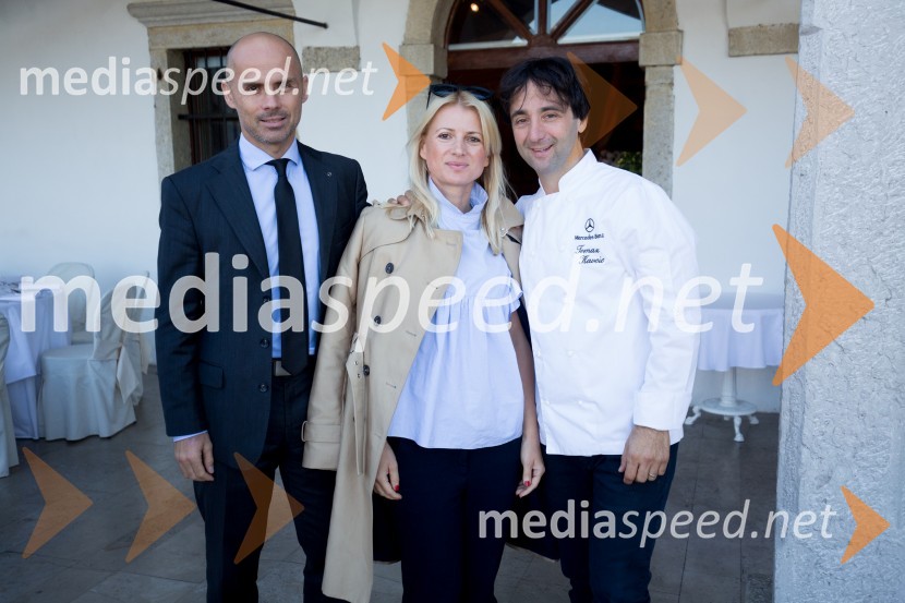  Andrej Bergant, direktor prodaje, Autocommerce d.o.o.;  Metka  Kejžar, vodja marketinga in odnosov z javnostmi, Autocommerce d.o.o.;  Tomaž Kavčič, kuharski mojster, Pri Lojzetu, ZemonoMercedes-Benz novi GLC coupe, slovenska predstavitev