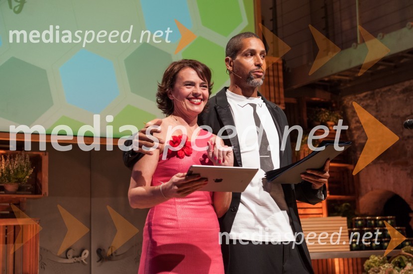  Tajda Lekše, voditeljica;  Joseph Nzobandora - Jose, raper, Murat & JoseRazglasitev najbolj trajnostno naravnanih destinacij Slovenije in sveta