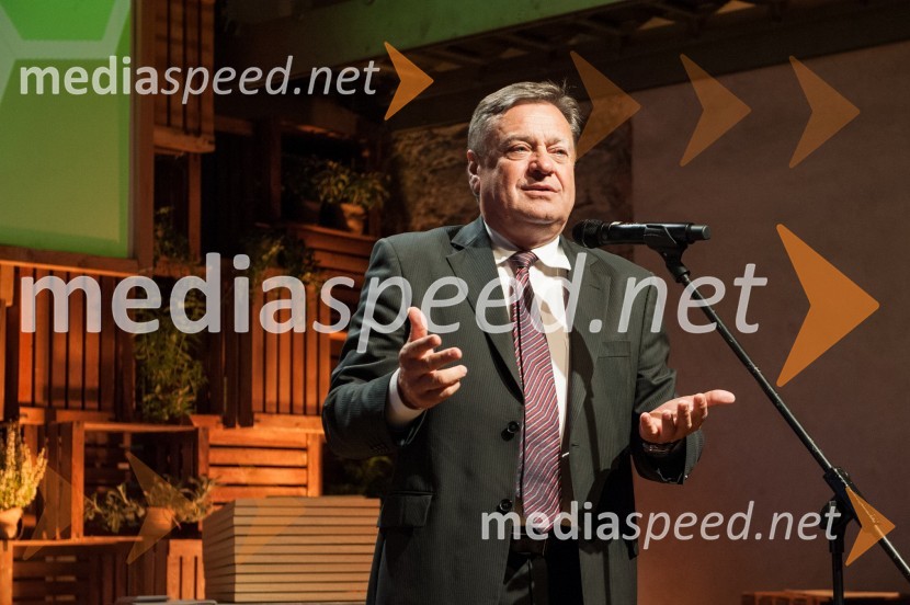  Zoran Janković, župan, Mestna občina LjubljanaRazglasitev najbolj trajnostno naravnanih destinacij Slovenije in sveta