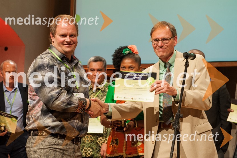  ... ;  ... ;  ... ;  Albert Salman, predsednik Green DestinationsRazglasitev najbolj trajnostno naravnanih destinacij Slovenije in sveta