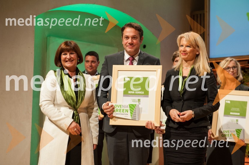  Eva Štravs Podlogar, državna sekretarka, ministrstvo za gospodarski razvoj in tehnologijo;  Matej Arčon, župan, Občina Nova Gorica; mag. Maja Pak Olaj, direktorica, Slovenska turistična organizacijaRazglasitev najbolj trajnostno naravnanih destinacij Slovenije in sveta