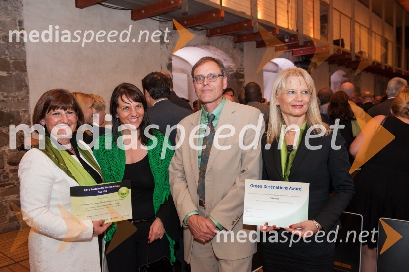  Eva Štravs Podlogar, državna sekretarka, ministrstvo za gospodarski razvoj in tehnologijo; mag. Petra Stušek, direktorica, Turizem Ljubljana;  Albert Salman, predsednik Green Destinations; mag. Maja Pak Olaj, direktorica, Slovenska turistična organizacijaRazglasitev najbolj trajnostno naravnanih destinacij Slovenije in sveta