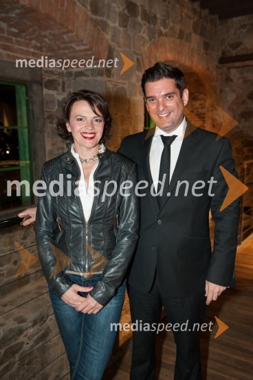  Tajda Lekše, voditeljica;  Matej Valenčič, organizator zabaveRazglasitev najbolj trajnostno naravnanih destinacij Slovenije in sveta