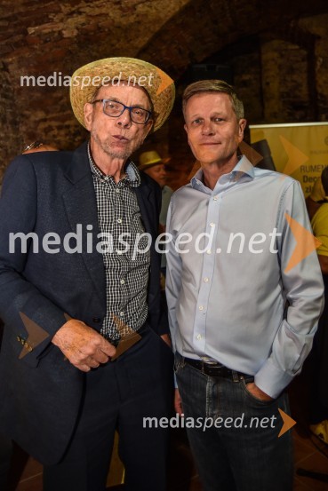  Vladimir Puklavec, lastnik in direktor P&F Holding Vino;  Jorn Pedersen, direktor skupine P&F Holding vinoZnani Slovenci na prvi trgatvi šipona, Jeruzalem Ormož