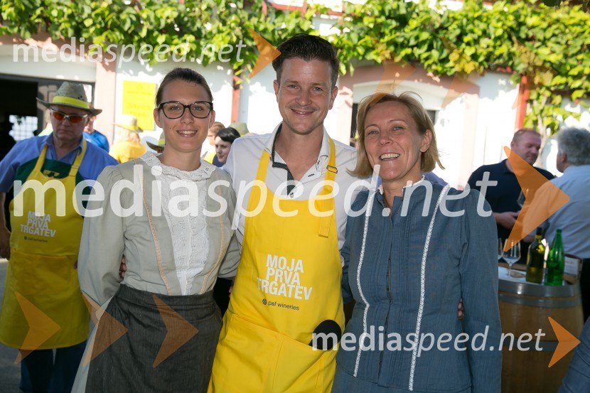  ... ;  Boštjan Romih, televizijski voditelj;  ... Znani Slovenci na prvi trgatvi šipona, Jeruzalem Ormož