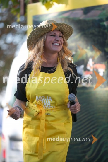  Nuša Derenda, pevkaZnani Slovenci na prvi trgatvi šipona, Jeruzalem Ormož