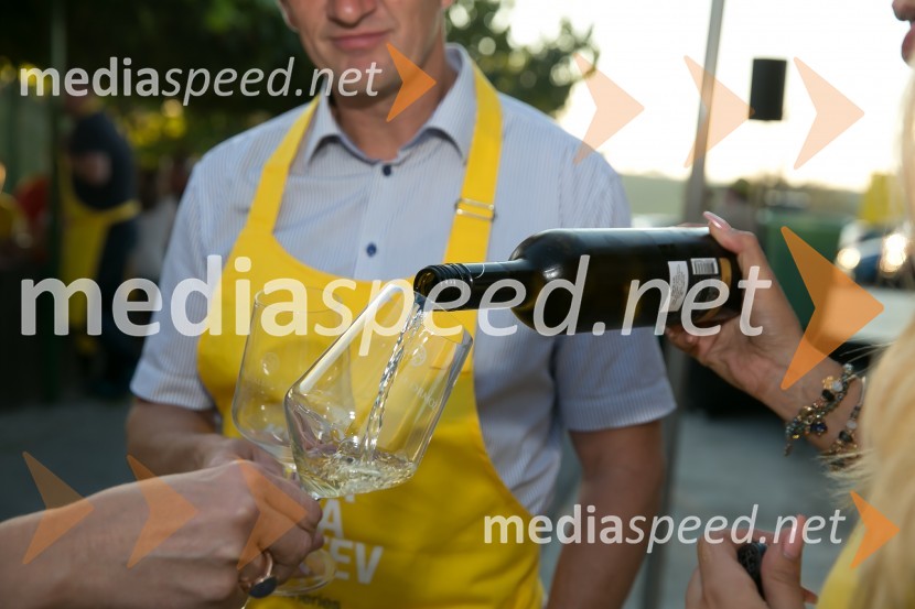 Znani Slovenci na prvi trgatvi šipona, Jeruzalem Ormož