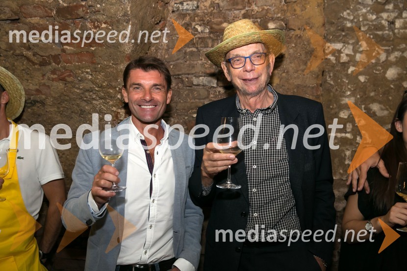  Sašo Udovič, nekdanji nogometaš;  Vladimir Puklavec, lastnik in direktor P&F Holding VinoZnani Slovenci na prvi trgatvi šipona, Jeruzalem Ormož