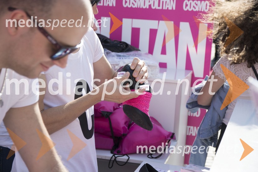 Označevanje petk s številko10. Cosmopolitanov tek v petkah in 15. rojstni dan