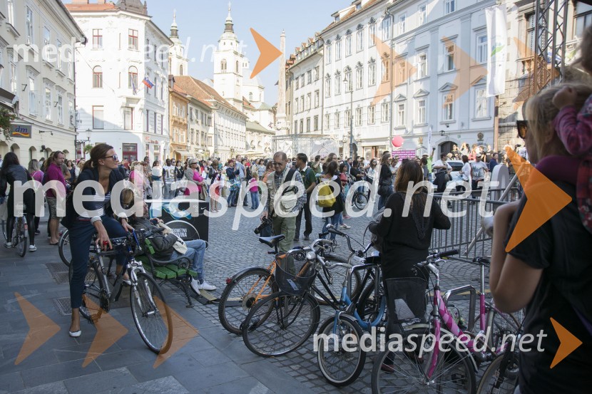 10. Cosmopolitanov tek v petkah in 15. rojstni dan