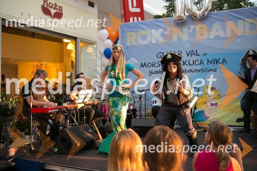 Morska deklica Nika & Pirat Val10. obletnica centra Qlandia Ptuj