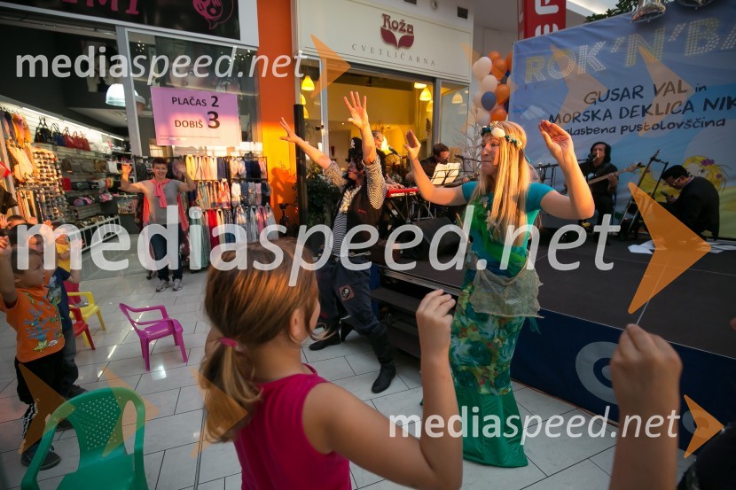 pirat Val & morska deklica Nika10. obletnica centra Qlandia Ptuj
