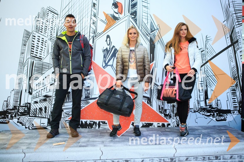  Taiji Tokuhisa, maneken in voditelj;  Nadiya Bychkova, plesalka, manekenka;  Karin Škufca, manekenkaModna revija, Qlandia Kamnik